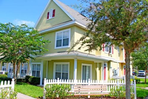 Beautiful 4 Bedroom 3 Bath Townhome in Kissimmee, Kissimmee, Statele Unite ale Americii