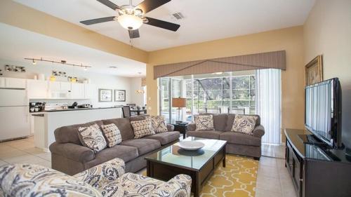 Modern 5 Bedroom 5 BathPool Home in Windsor Hills, Orlando (FL), United States