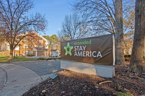 a sign that says stay america in front of a street at Extended Stay America Suites - Richmond - Glen Allen - Short Pump in Glen Allen