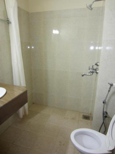 Bany a Riverside Regency Resort