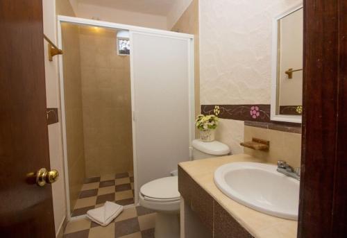 Ένα μπάνιο στο Hotel OM Tangolunda