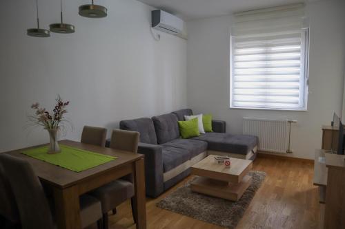 King's park apartment