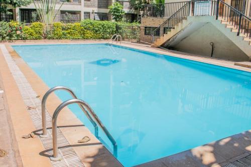 The swimming pool at or close to JKIA homestays