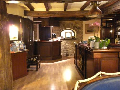 Gambar di galeri bagi Hotel Le Marin di Auray