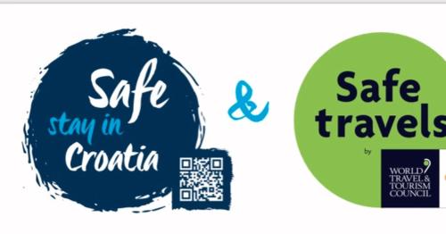 two logos for safe travels and stay in croatia at Apartment in family house Linda in Čavle