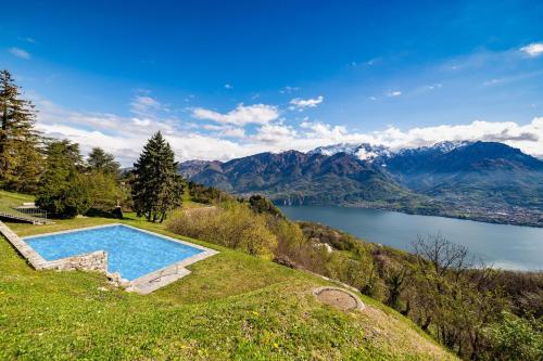 Color Flat in Villa my Bellagio