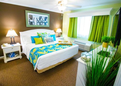 Voodi või voodid majutusasutuse Grand Palms Resort toas