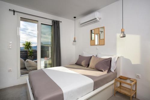 Private Jacuzzi & Acropolis View - The Loft