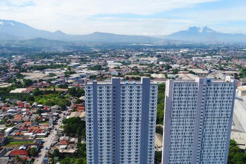 วิว Apartemen Gunung Putri Square by Sirooms จากมุมสูง