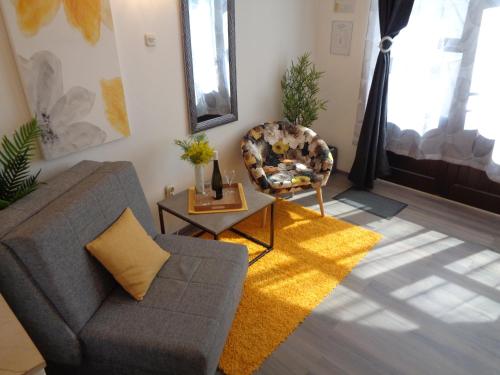 Χώρος καθιστικού στο Apartman M Orebic