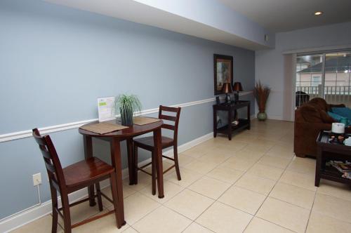 Coconut Grove 404 – Photos 2