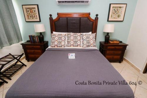 Vuode tai vuoteita majoituspaikassa Costa Bonita Private Villa 604