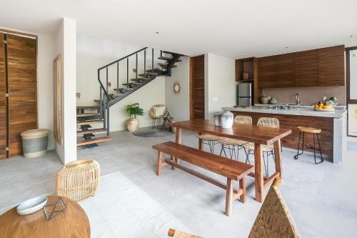 A cozinha ou cozinha compacta de Zereno Tulum Beach Club Access