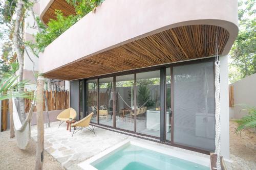 A piscina localizada em Zereno Tulum Beach Club Access ou nos arredores