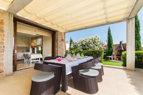 Villa Barcares Gran for 10, pool, gym and close to beach