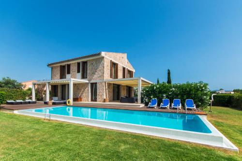 Villa Barcares Gran for 10, pool, gym and close to beach