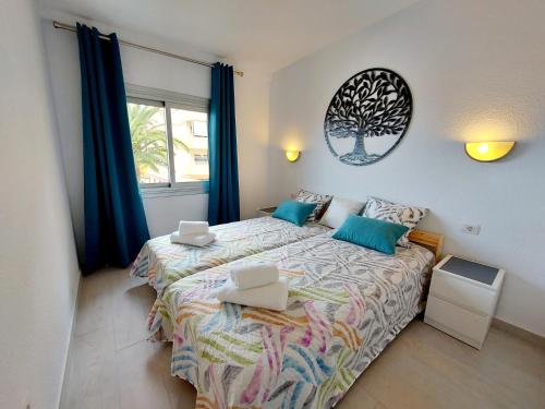Photo de la galerie de l'établissement Sunny Cozy Nice Apartment LosCristianos WiFi,Pool, à Los Cristianos