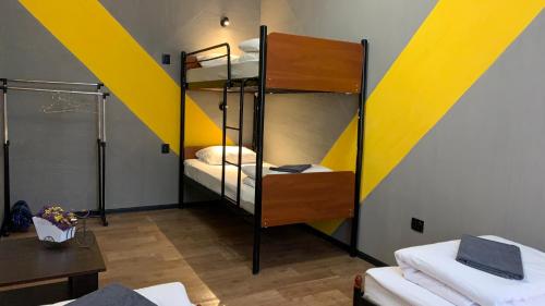 Postel nebo postele na pokoji v ubytování hostel Koleso