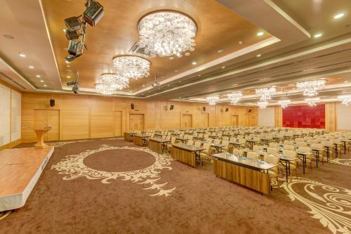 Kawasan bisnes dan/atau bilik persidangan di Buyuk Abant Hotel