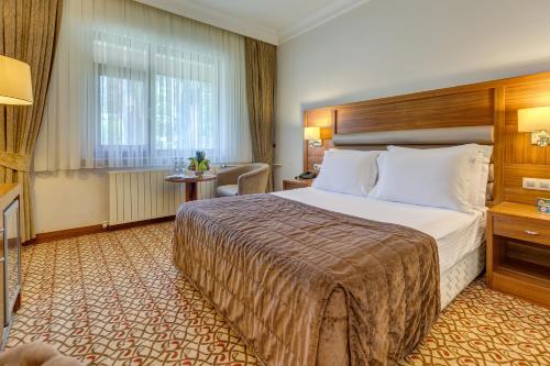 Katil atau katil-katil dalam bilik di Buyuk Abant Hotel