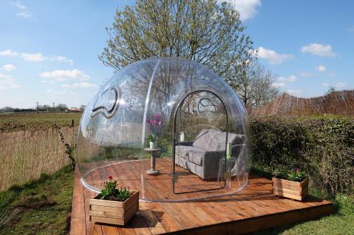 Taman di luar Gîte 4 étoiles avec hébergement insolite - 10 personnes