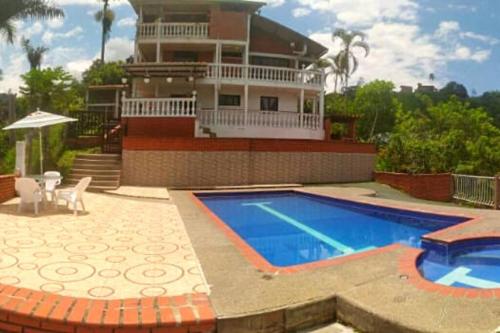 Πισίνα στο ή κοντά στο Apartamento campestre