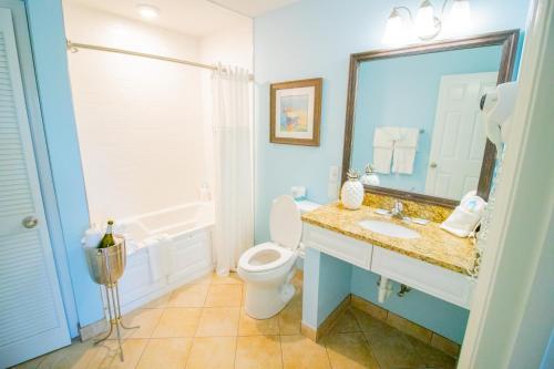 ห้องน้ำของ Grand Palms Resort