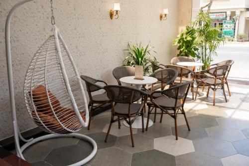 Posezení v ubytování La Fleur Premium Central Apartment Hotel