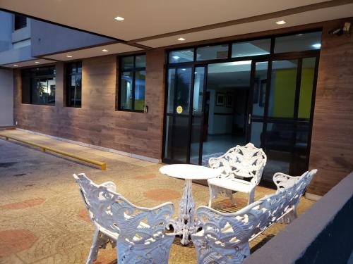 Ruang duduk di Paradise Hotel