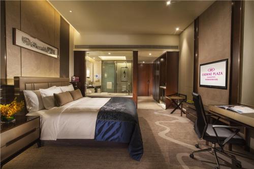 Crowne Plaza Zhangzhou by IHGにあるベッド