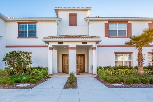 Champions Gate Town Home W Private Pool 1594, Davenport, United States