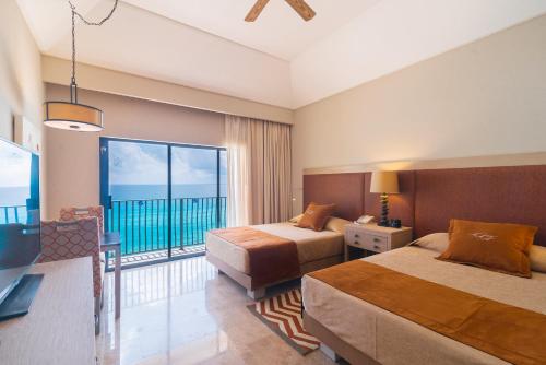 Afbeelding uit fotogalerij van The Royal Sands Resort & Spa in Cancun