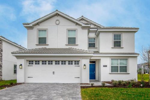 8903SD Champions Gate 6 Bedroom 5 Bathroom Villa, Davenport, United States