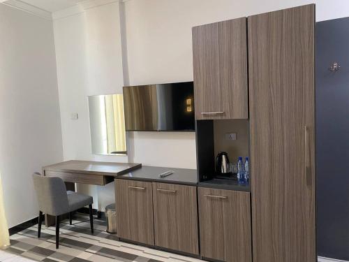 Dapur atau dapur kecil di ECCO Modern Guest House