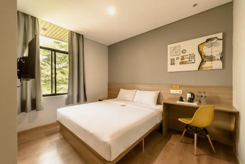 Gallery image of Yellow Bee Tanah Abang in Jakarta