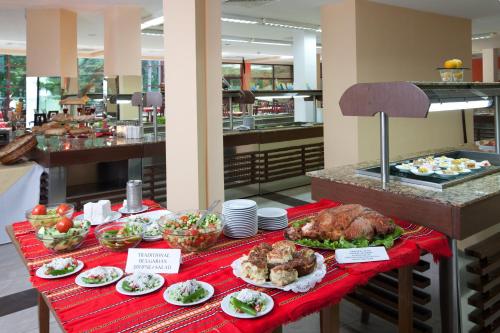 Φαγητό σε αυτό το ξενοδοχείο ή κάπου εκεί κοντά