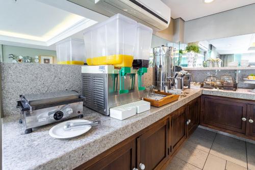Hotel Werlich tesisinde mutfak veya mini mutfak