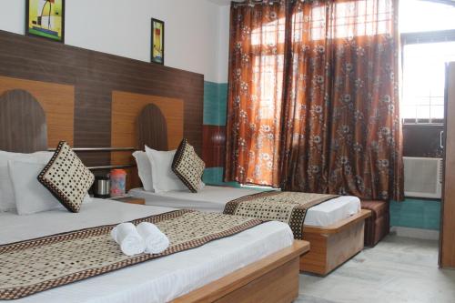 Gallery image of Trimrooms @ Katra Railway Station in Katra