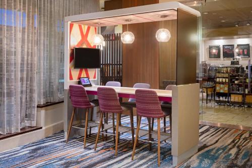 Crowne Plaza Kansas City Downtown, an IHG Hotel Image