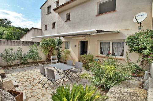 ポルト・ヴェッキオにあるAppartement T2 Prunello By Intendance Excellencyのギャラリーの写真