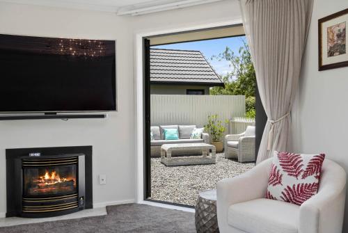 Φωτογραφία από το άλμπουμ του Gemini Shores - Rotorua Holiday Home σε Koutu