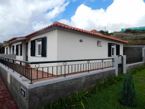 Gallery image of Villas Madalena Chalets vista mar cWiFi in Santa Cruz