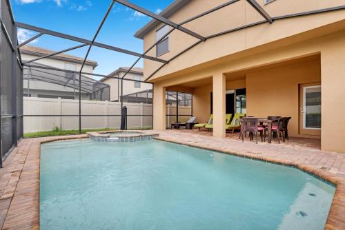 Elegant Villa wPrivate PoolSpa Game Room photo 34