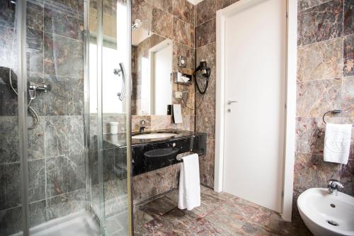Ένα μπάνιο στο Agape Hotel AA Hotels