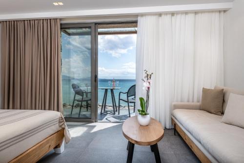 Postel nebo postele na pokoji v ubytování NISSEA Boutique Hotel