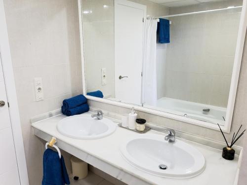 A bathroom at Rancho A 112