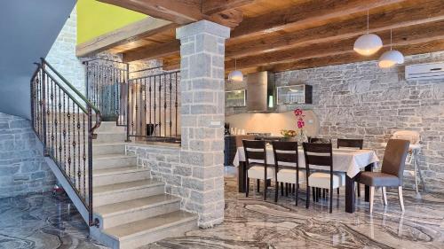 Gambar di galeri bagi Villa Patrick by Villas Holiday di Pazin