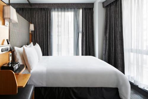 The Jewel Hotel, New York Image