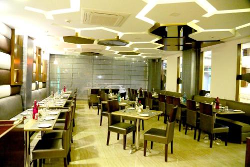 Εστιατόριο ή άλλο μέρος για φαγητό στο Hotel S C Residency