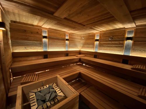 an inside view of a wooden sauna at Parkhotel Seefeld in Seefeld in Tirol